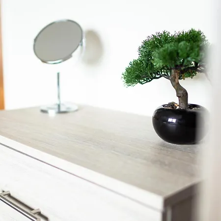Adrian House, Near Hospital, Easy Parking + Garden Καρλάιλ