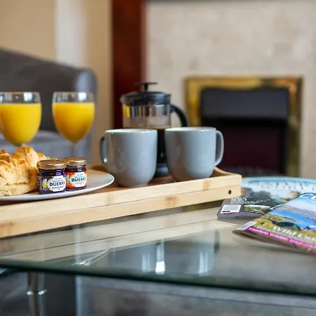 Adrian House, Near Hospital, Easy Parking + Garden