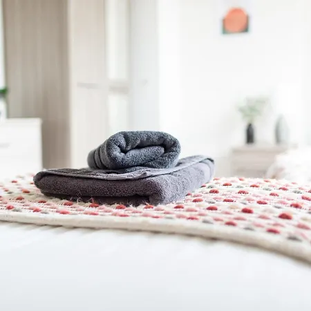 Adrian House, Near Hospital, Easy Parking + Garden