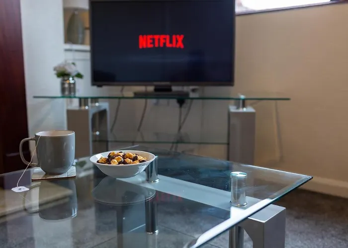 Adrian House, Near Hospital, Easy Parking + Garden Apartament Carlisle (Cumbria)