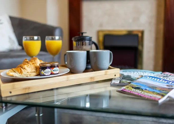 Adrian House, Near Hospital, Easy Parking + Garden