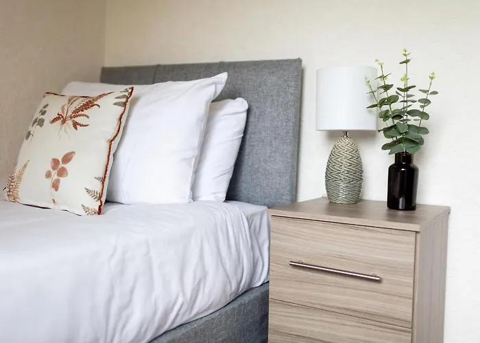 Apartament Adrian House, Near Hospital, Easy Parking + Garden *