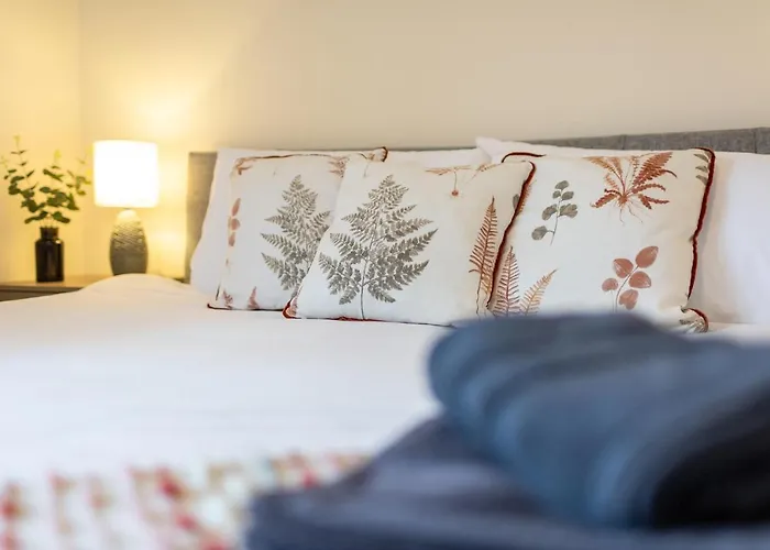 Adrian House, Near Hospital, Easy Parking + Garden Apartament Carlisle (Cumbria)