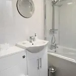 Apartmán Adrian House, Near Hospital, Easy Parking + Garden Carlisle (Cumbria)