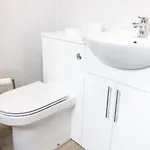 Adrian House, Near Hospital, Easy Parking + Garden *